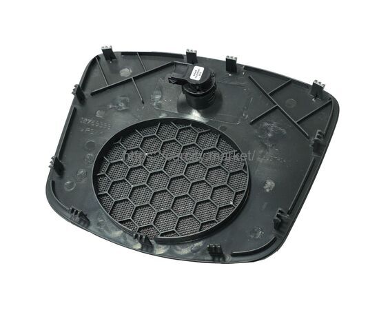 Решетка динамика центральная CADILLAC BLS, изображение 2 купить в Карсти Маркет