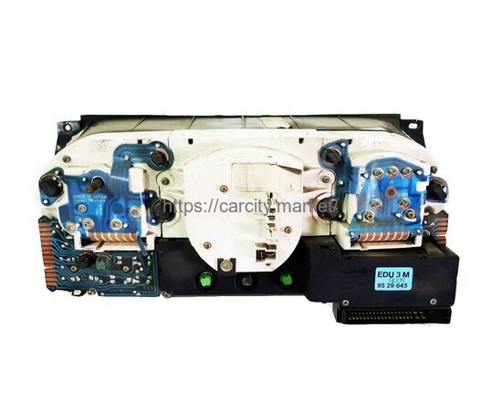 Приборная панель SAAB 9000 1990-1993г, изображение 2 купить в Карсти Маркет